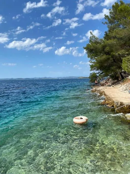 Apartamento Adriatic Nest Sali Croacia