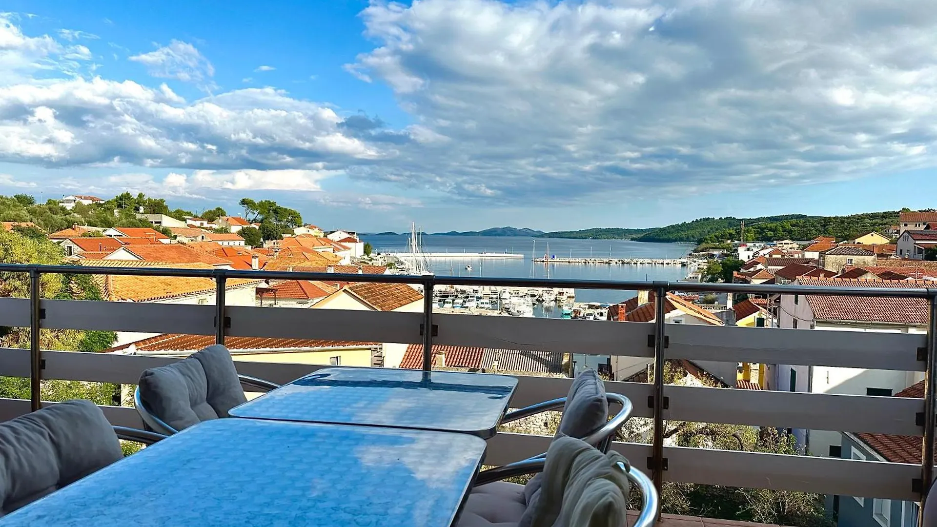 Adriatic Nest Apartment Sali