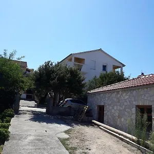  Apartman Frka-petesic