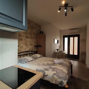  Apartman With Sea View